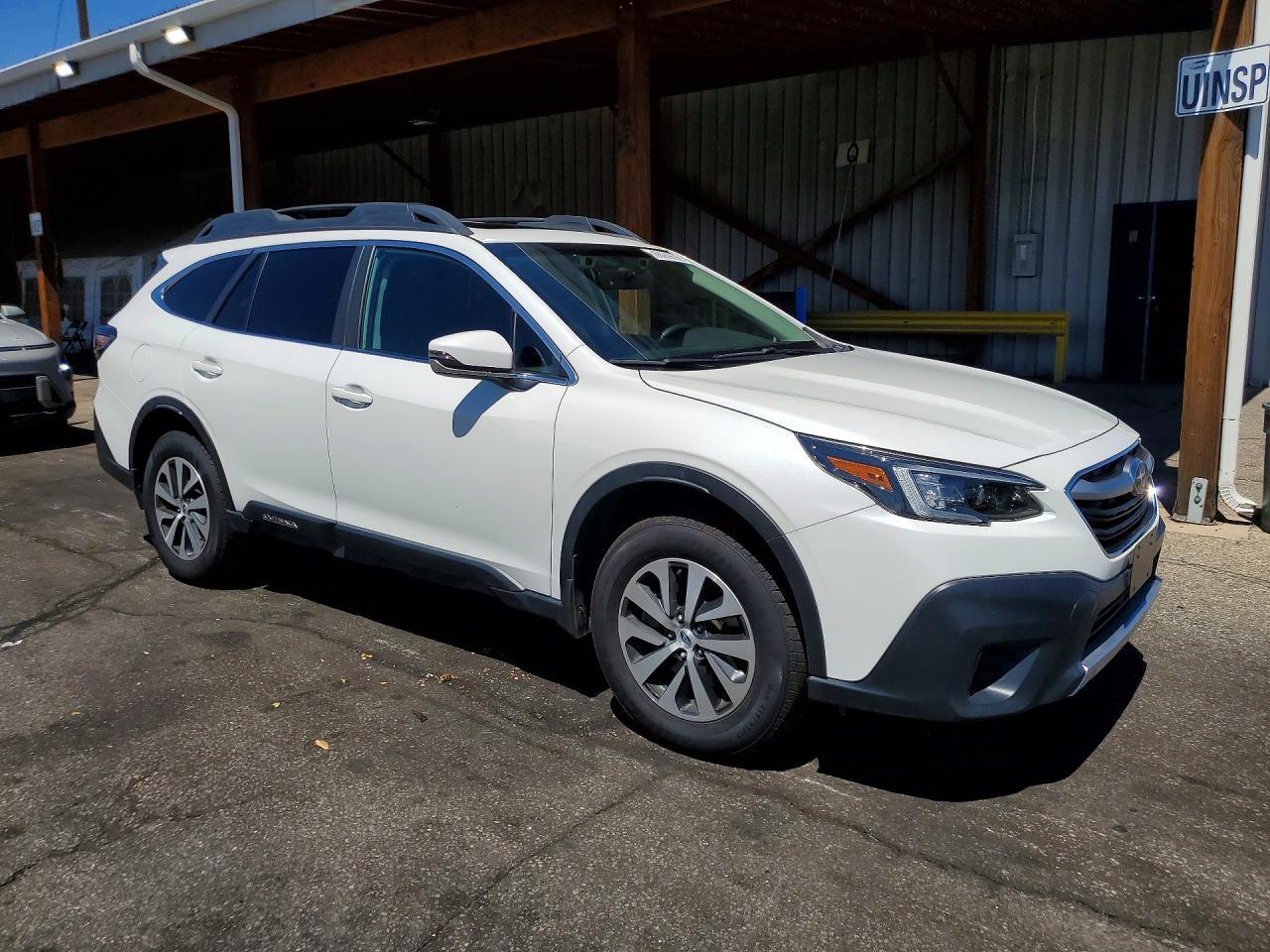 2020 Subaru Outback Premium - Фото 4