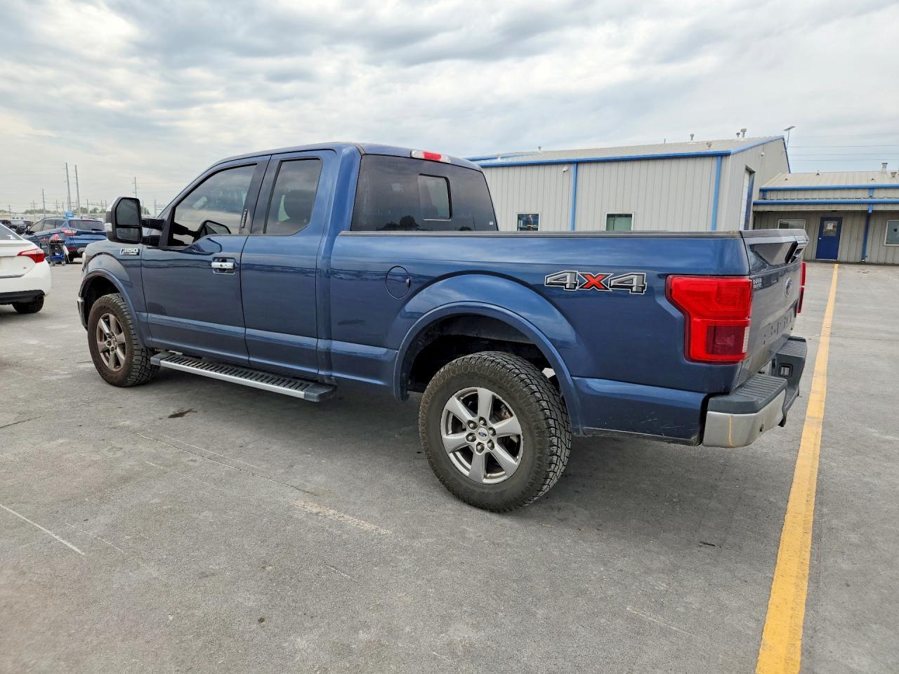 2018 Ford F150 Super Cab - Фото 2