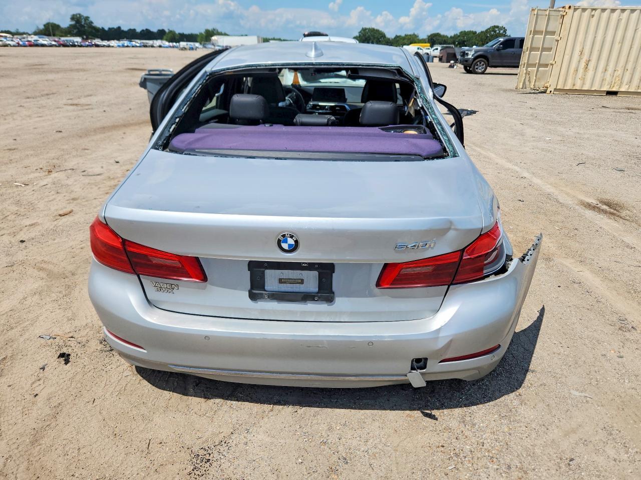 2018 BMW 540 I - Фото 6