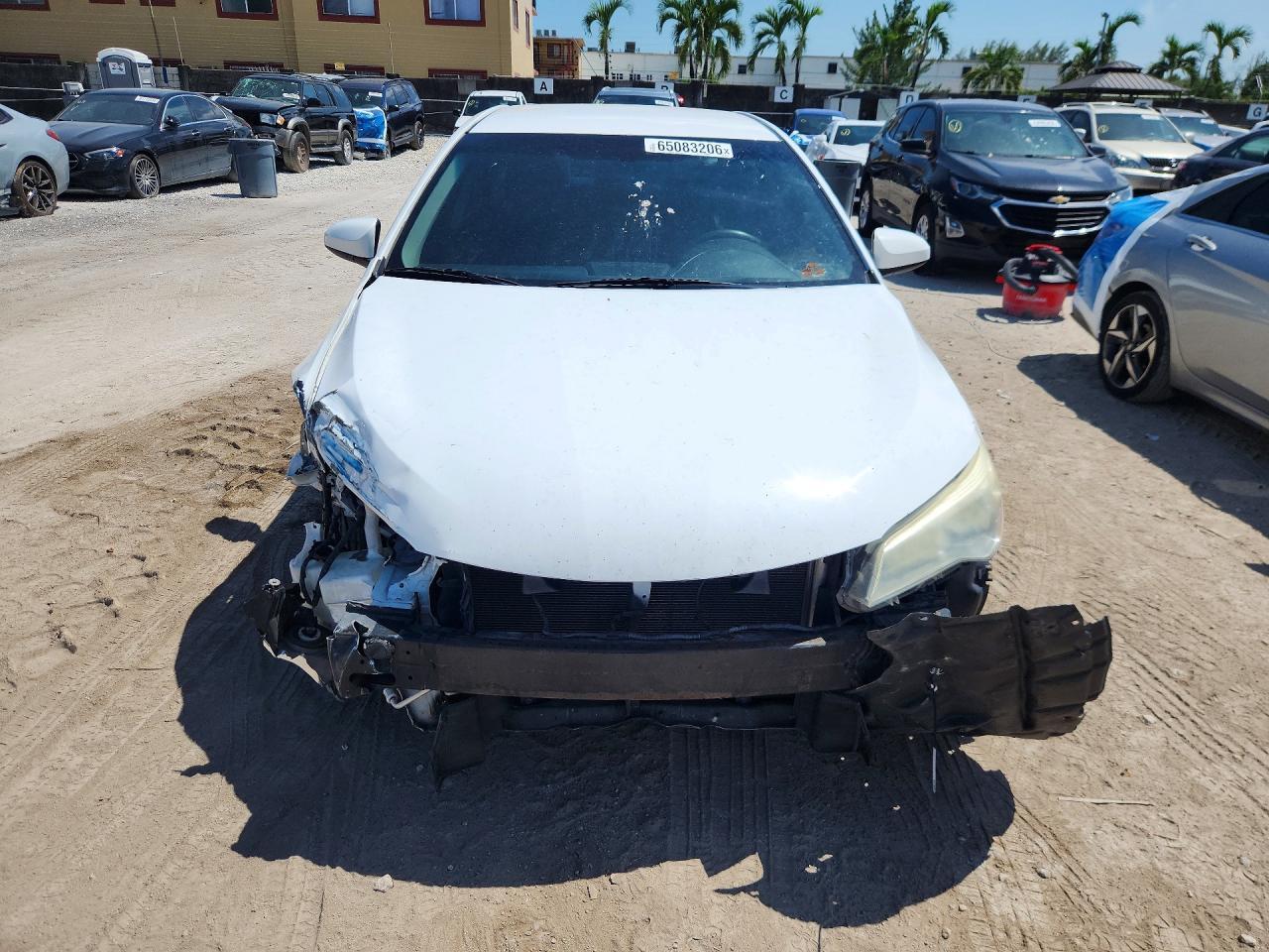 2015 Toyota Camry Le - Фото 5