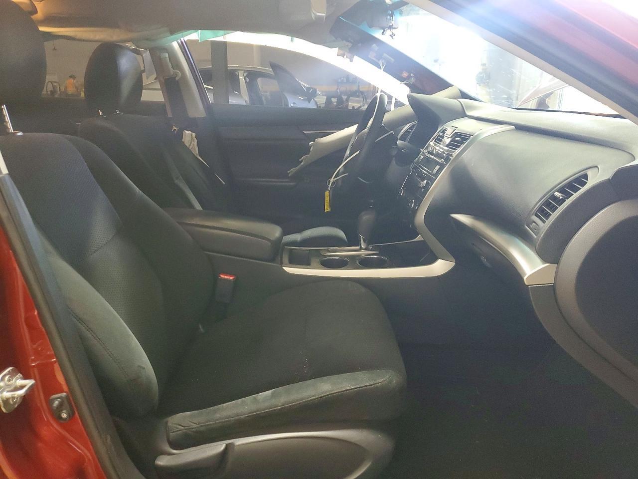 2015 Nissan Altima 2.5 S - Image 7