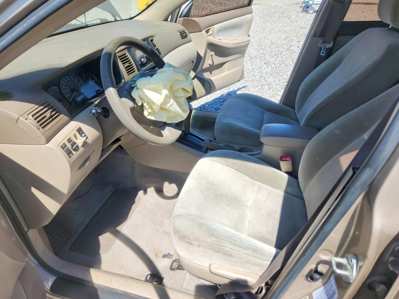 2005 Toyota Corolla Ce - Image 7