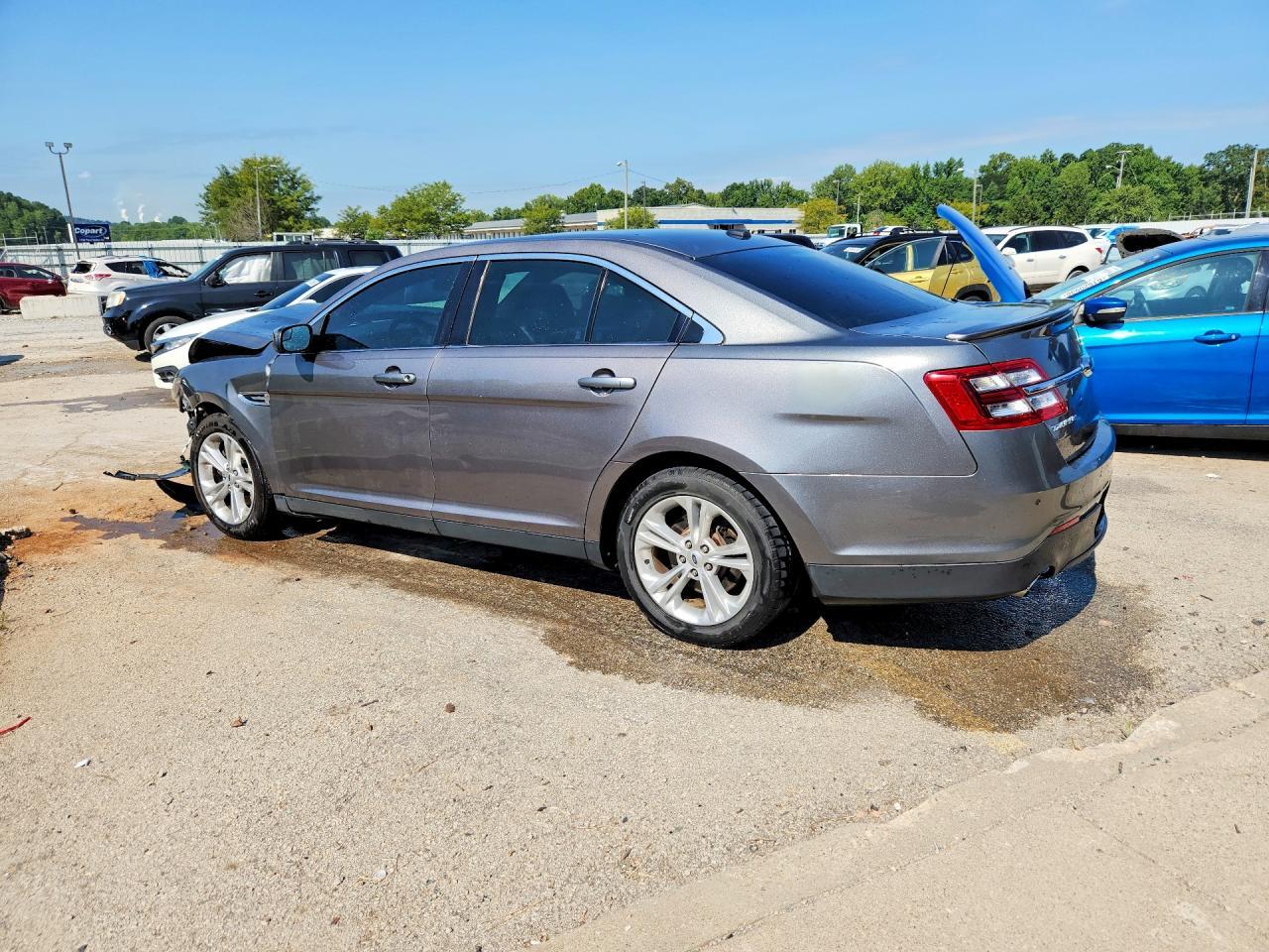 2014 Ford Taurus Sel - Image 2