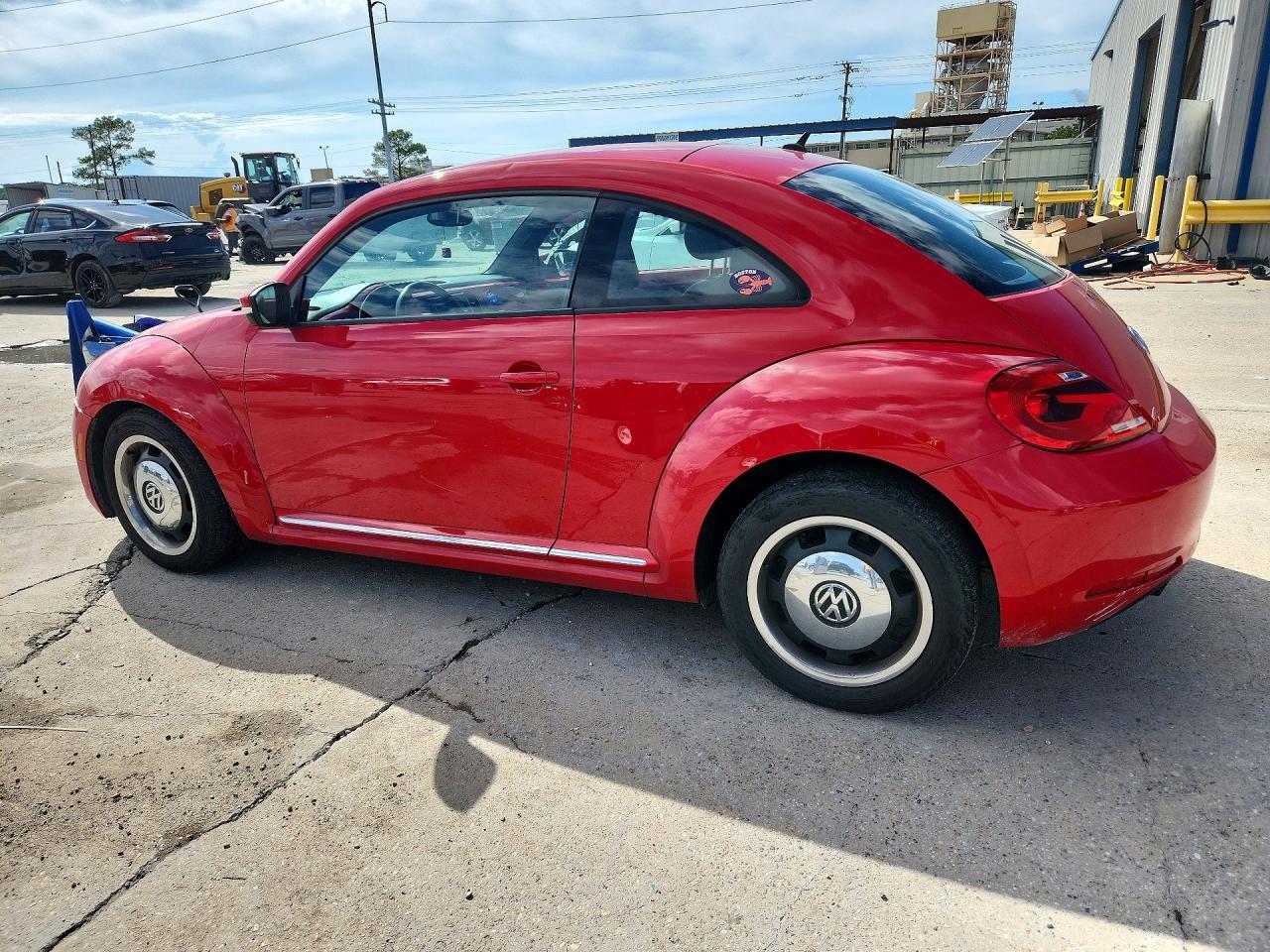 2012 Volkswagen Beetle - Image 2