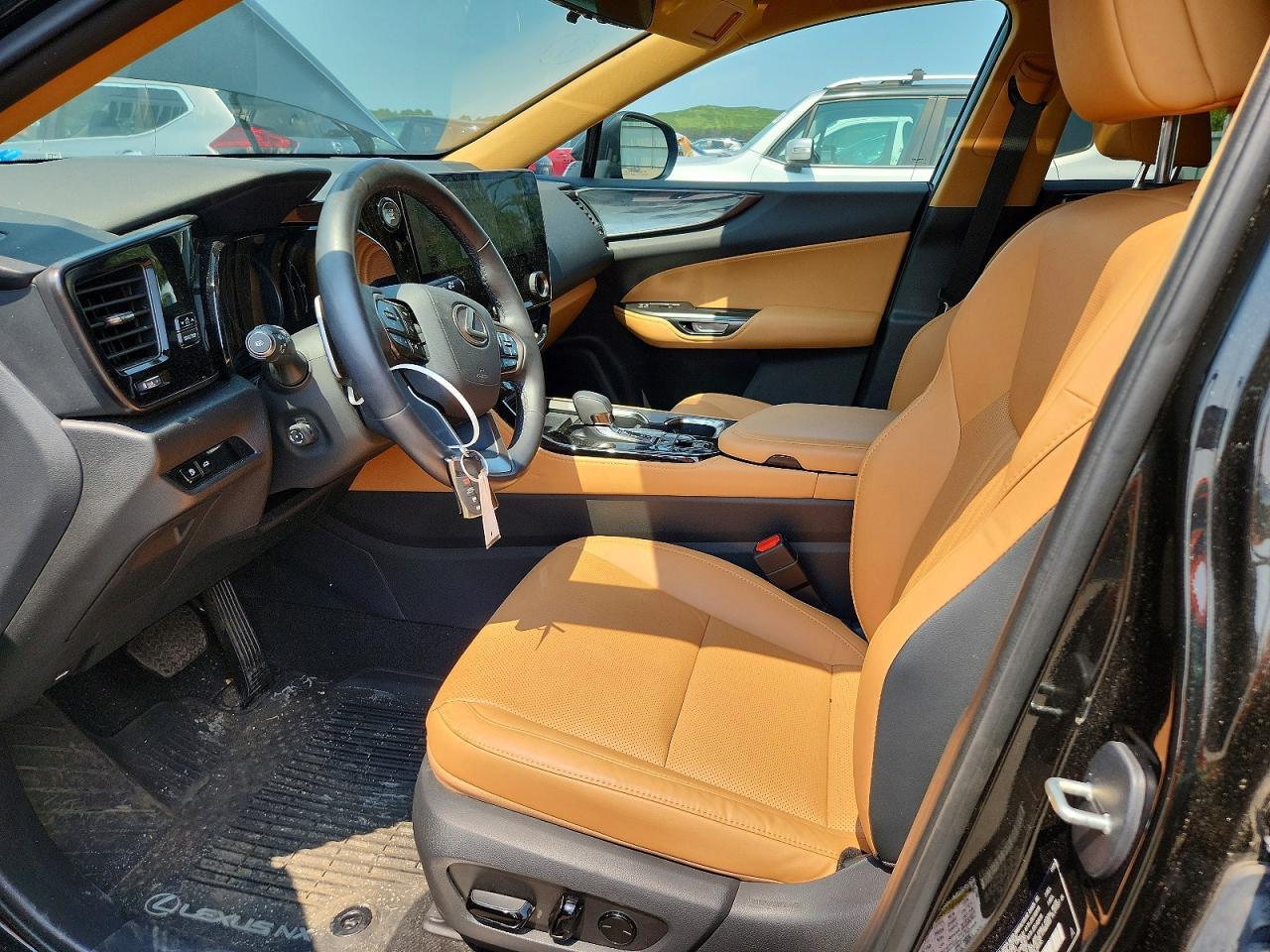 2024 Lexus Nx 350 Premium - Image 7