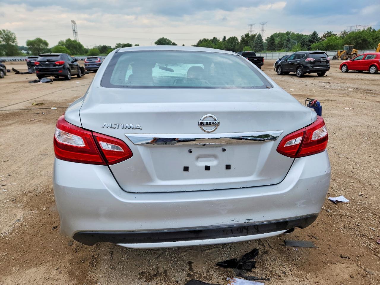 2016 Nissan Altima 2.5 S - Фото 6