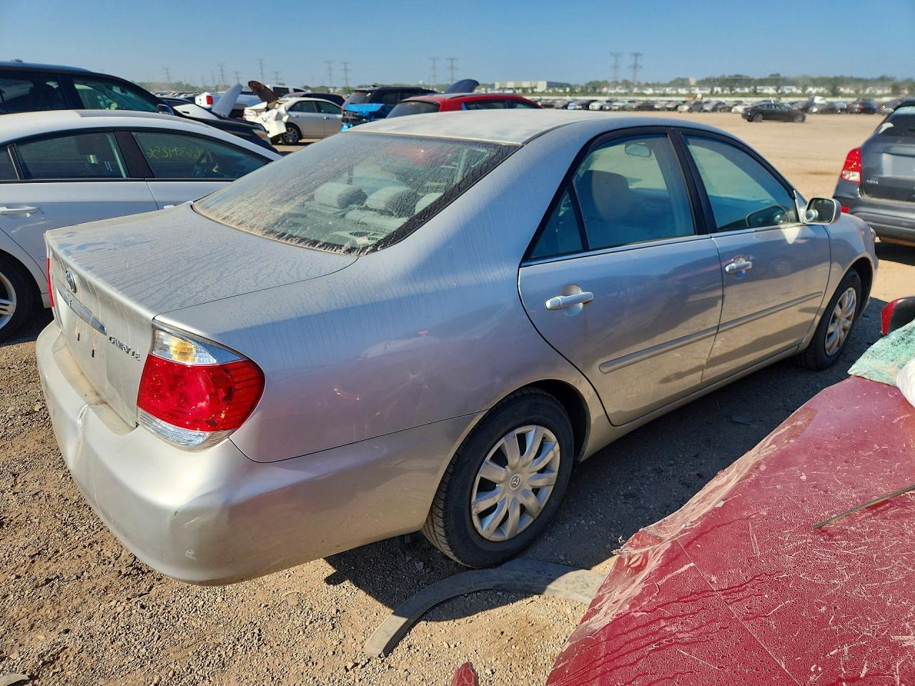 2005 Toyota Camry Le - Фото 3