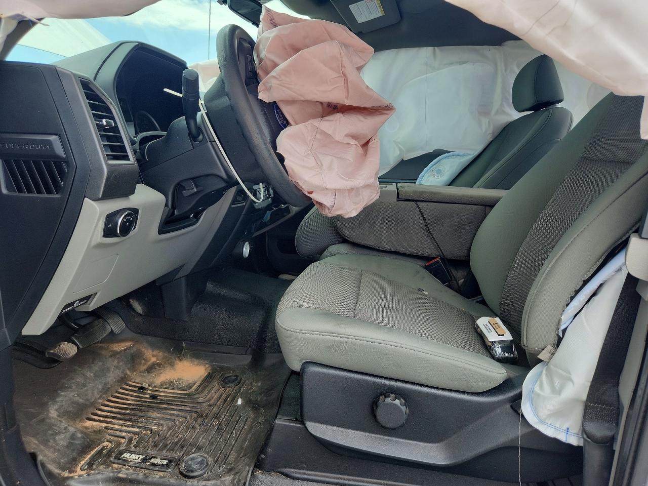 2021 Ford F250 Super Duty - Фото 7