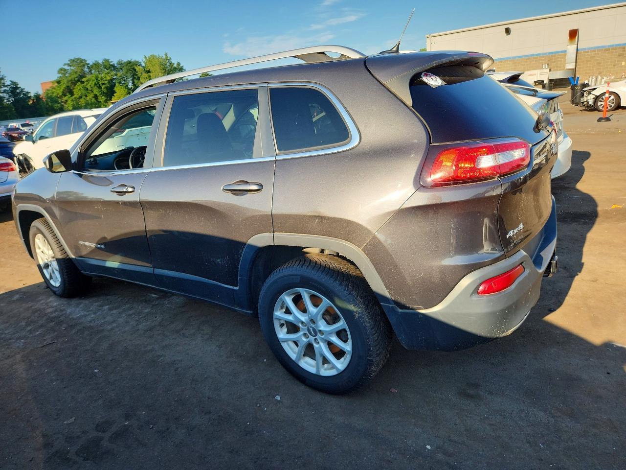 2014 Jeep Cherokee Latitude - Фото 2