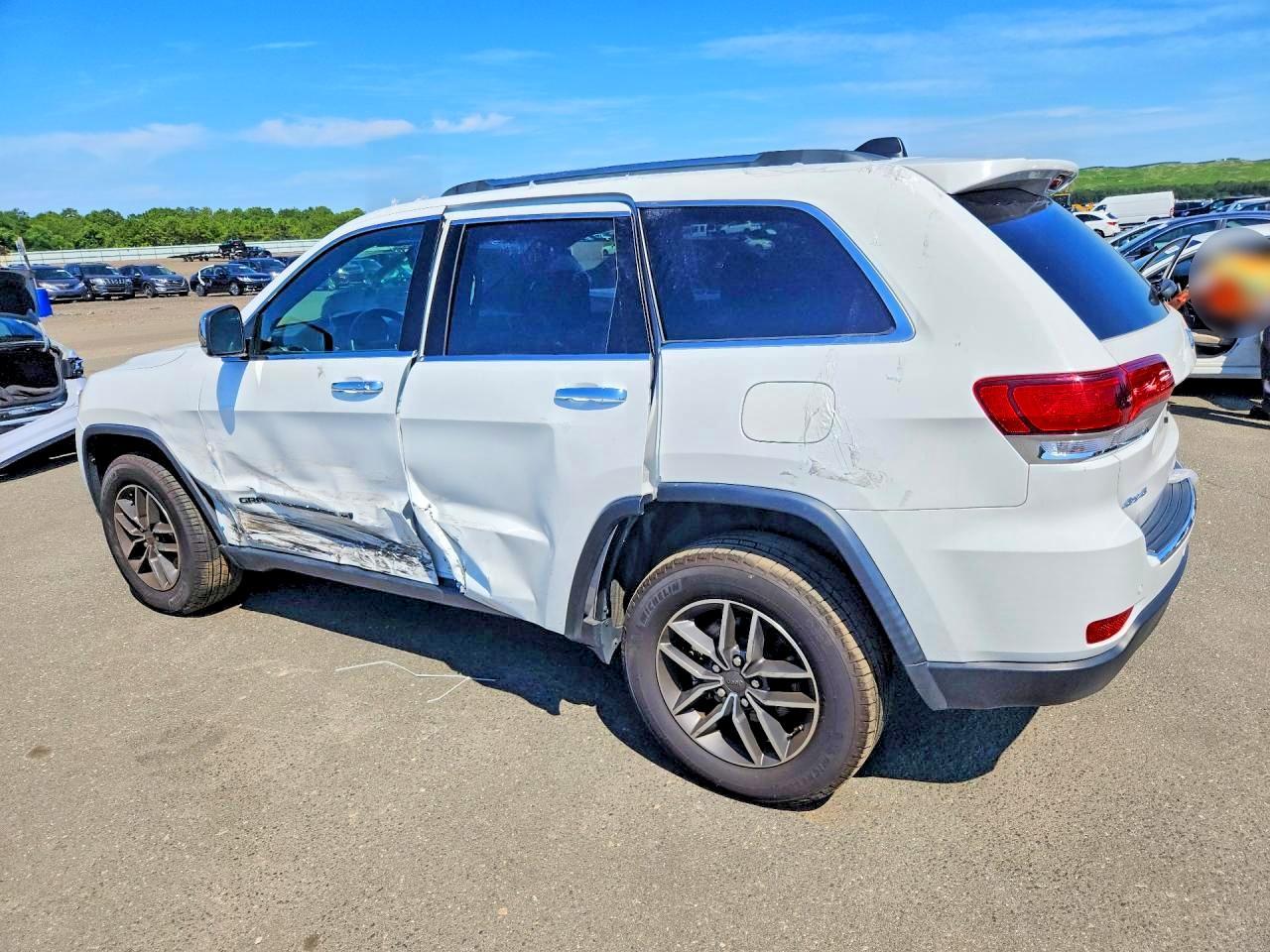2022 Jeep Grand Cherokee Limited - Image 2