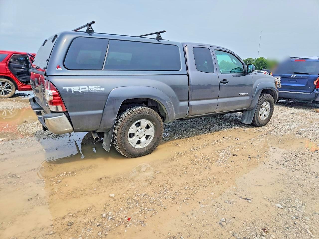 2013 Toyota Tacoma V6 - Фото 3