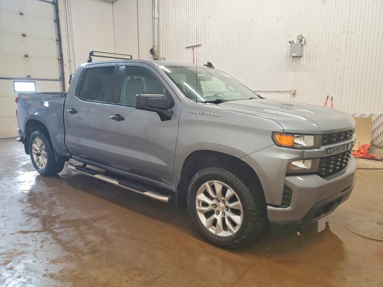 2021 Chevrolet Silverado K1500 Custom - Фото 4