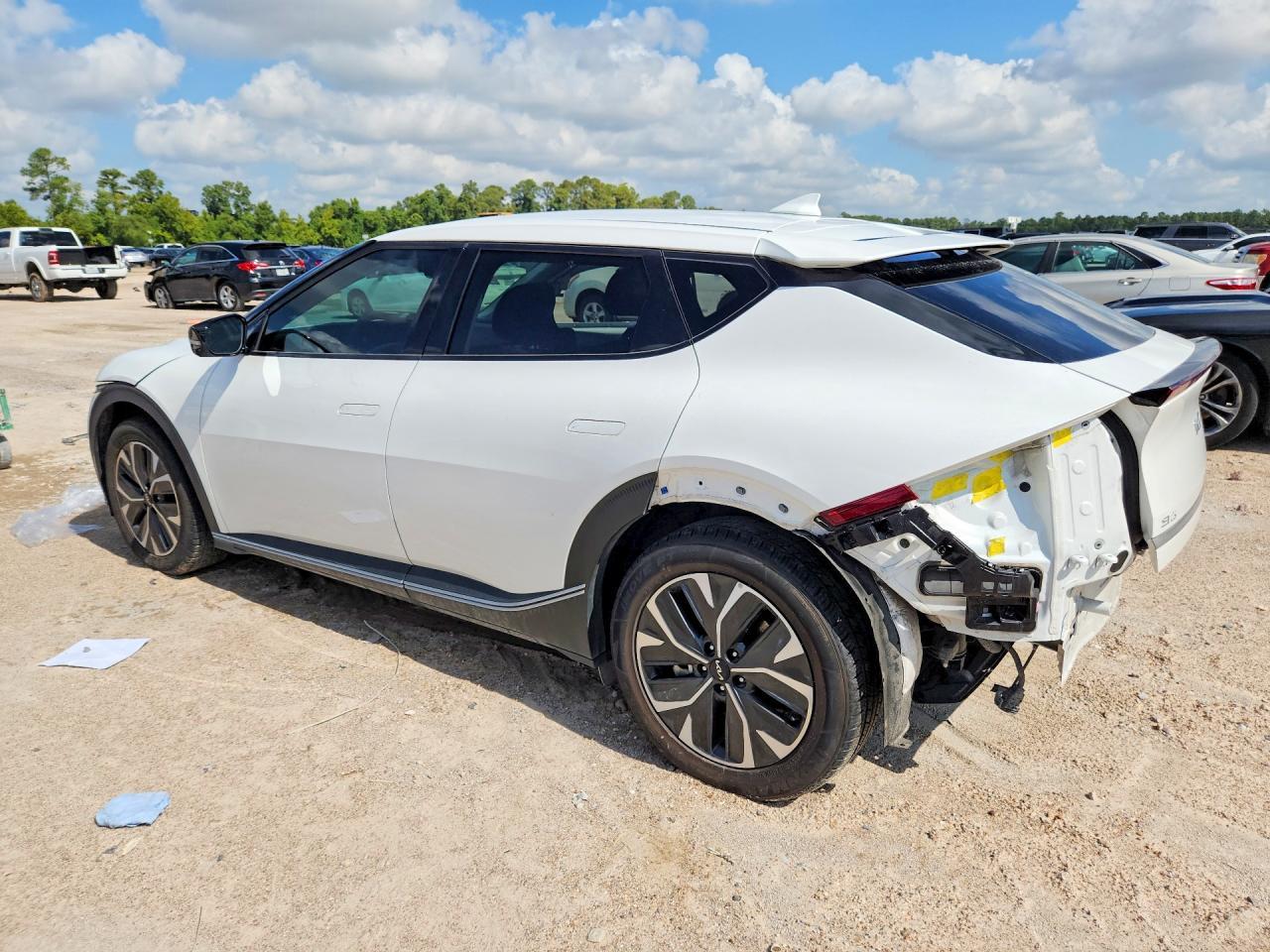 2024 Kia Ev6 Light Long Range - Image 2