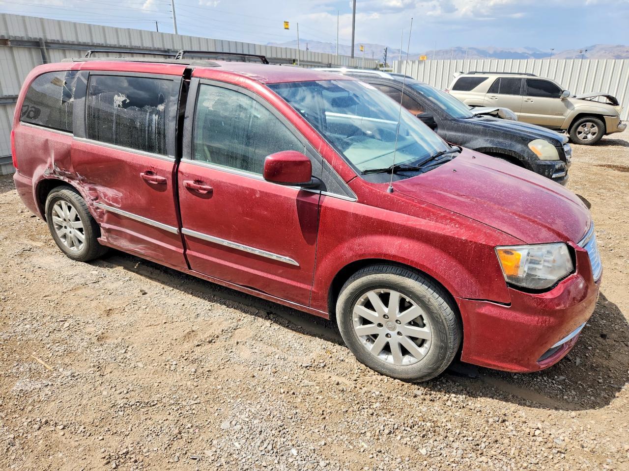 2014 Chrysler Town And Country Touring - Фото 4