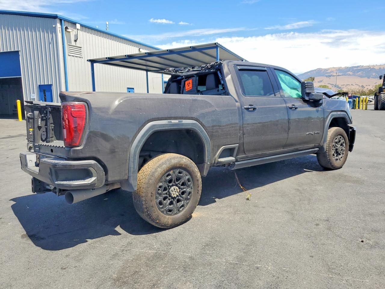 2021 GMC Sierra K2500 At4 - Фото 3