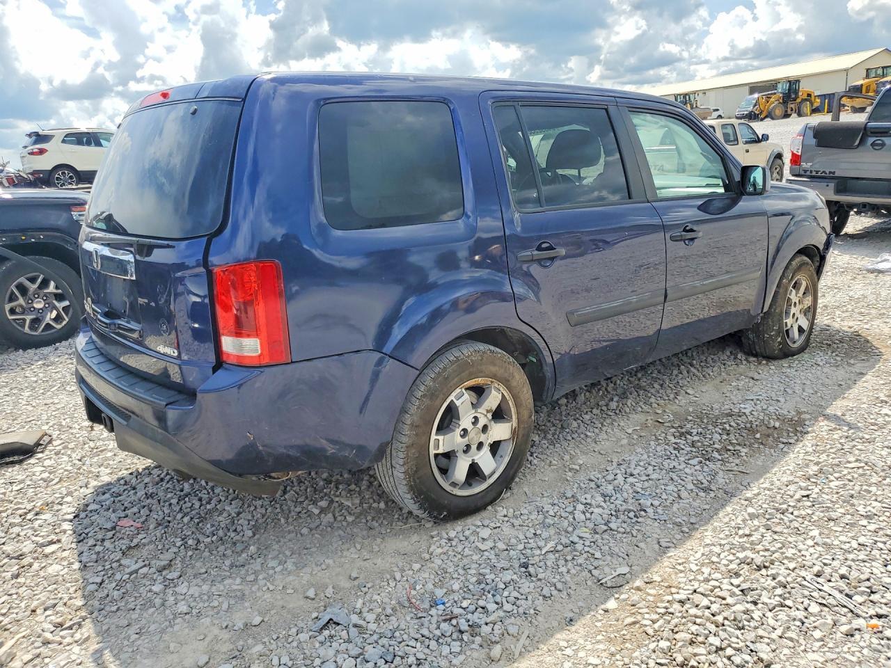 2014 Honda Pilot Lx - Image 3