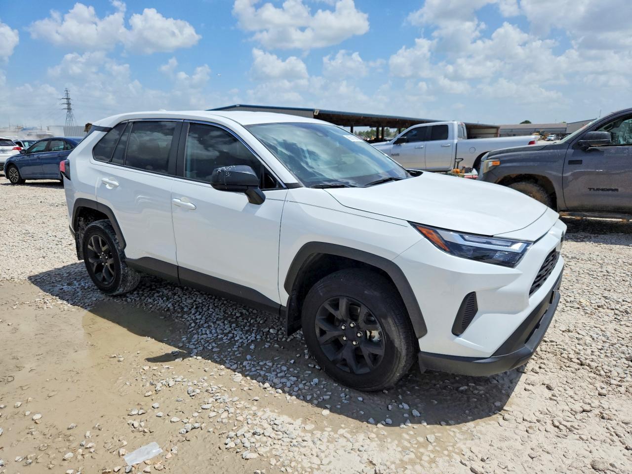 2024 Toyota Rav4 Le - Фото 4