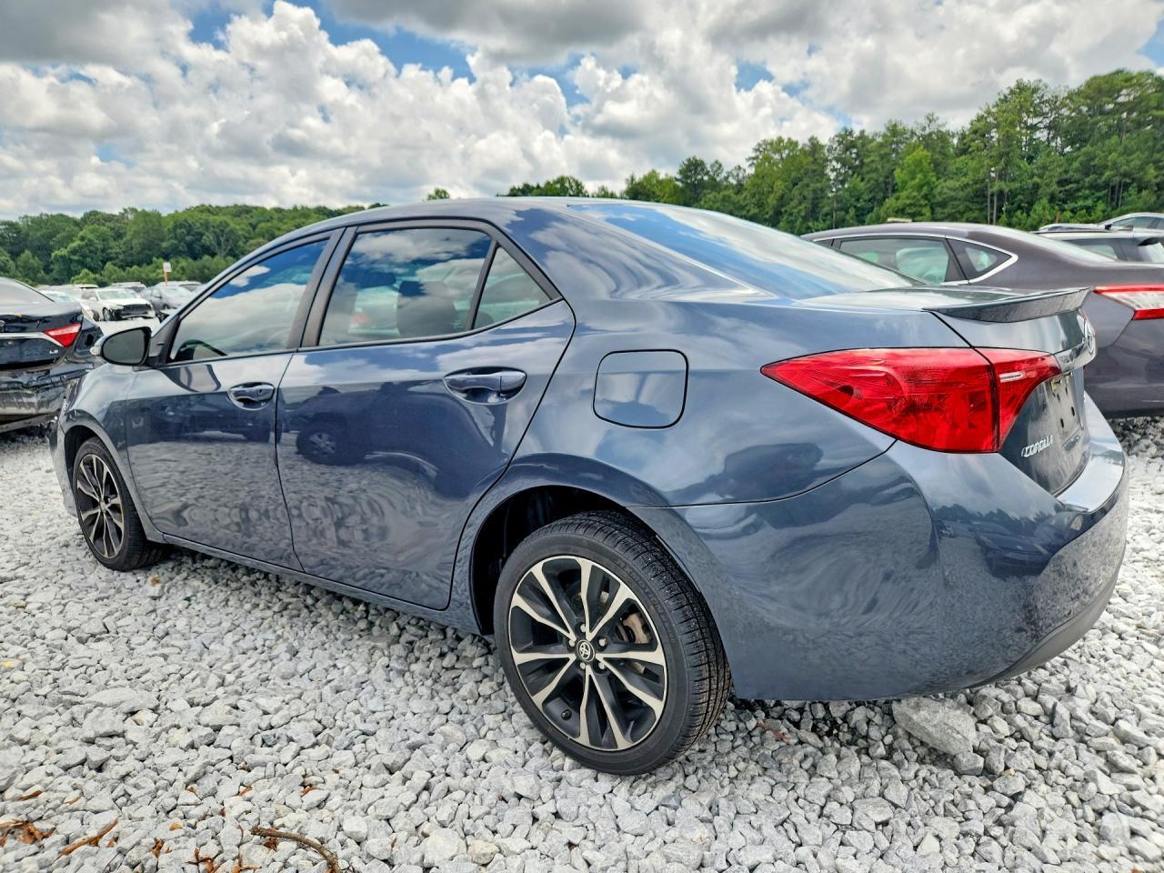 2018 Toyota Corolla Se - Фото 2