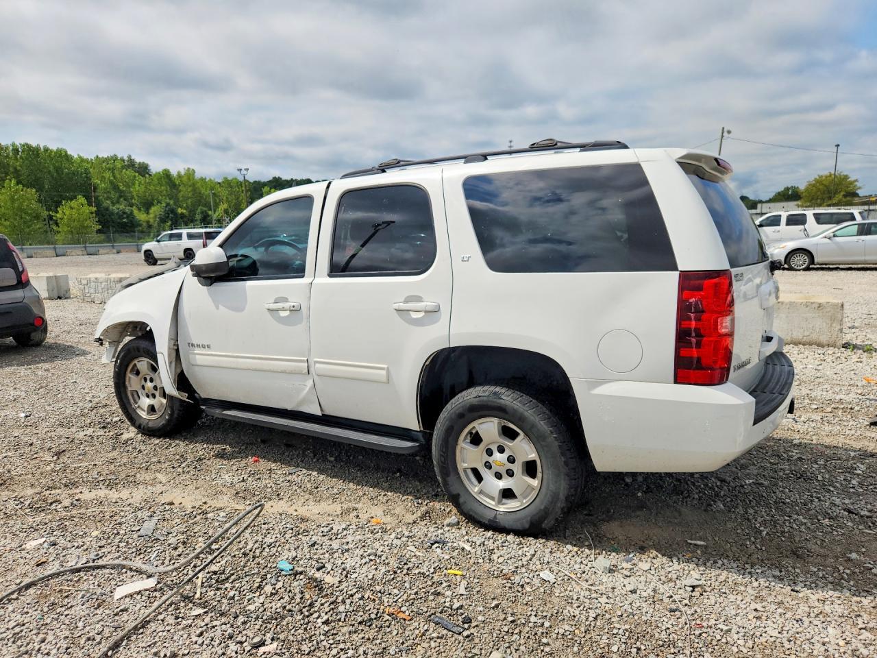 2013 Chevrolet Tahoe C1500 Lt - Фото 2