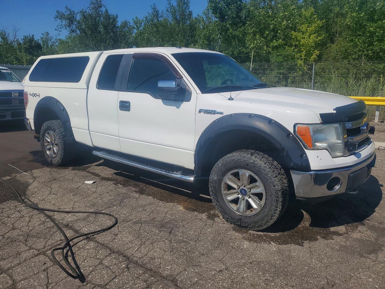 2014 Ford F150 Super Cab - Фото 4