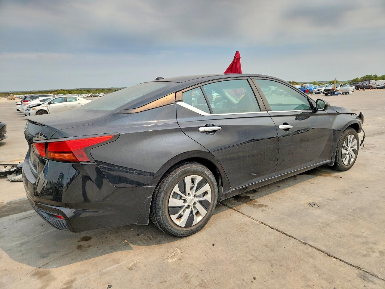 2019 Nissan Altima S - Image 3