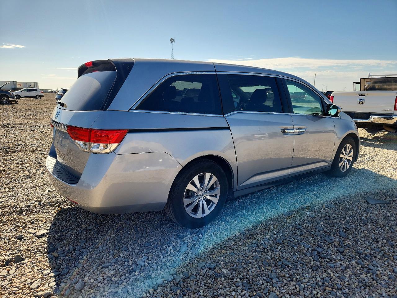 2016 Honda Odyssey Exl - Image 3