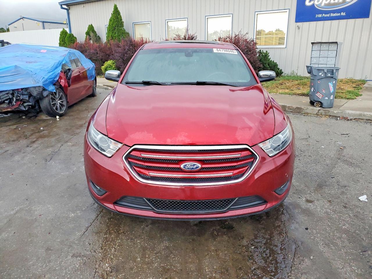 2015 Ford Taurus Limited - Image 5