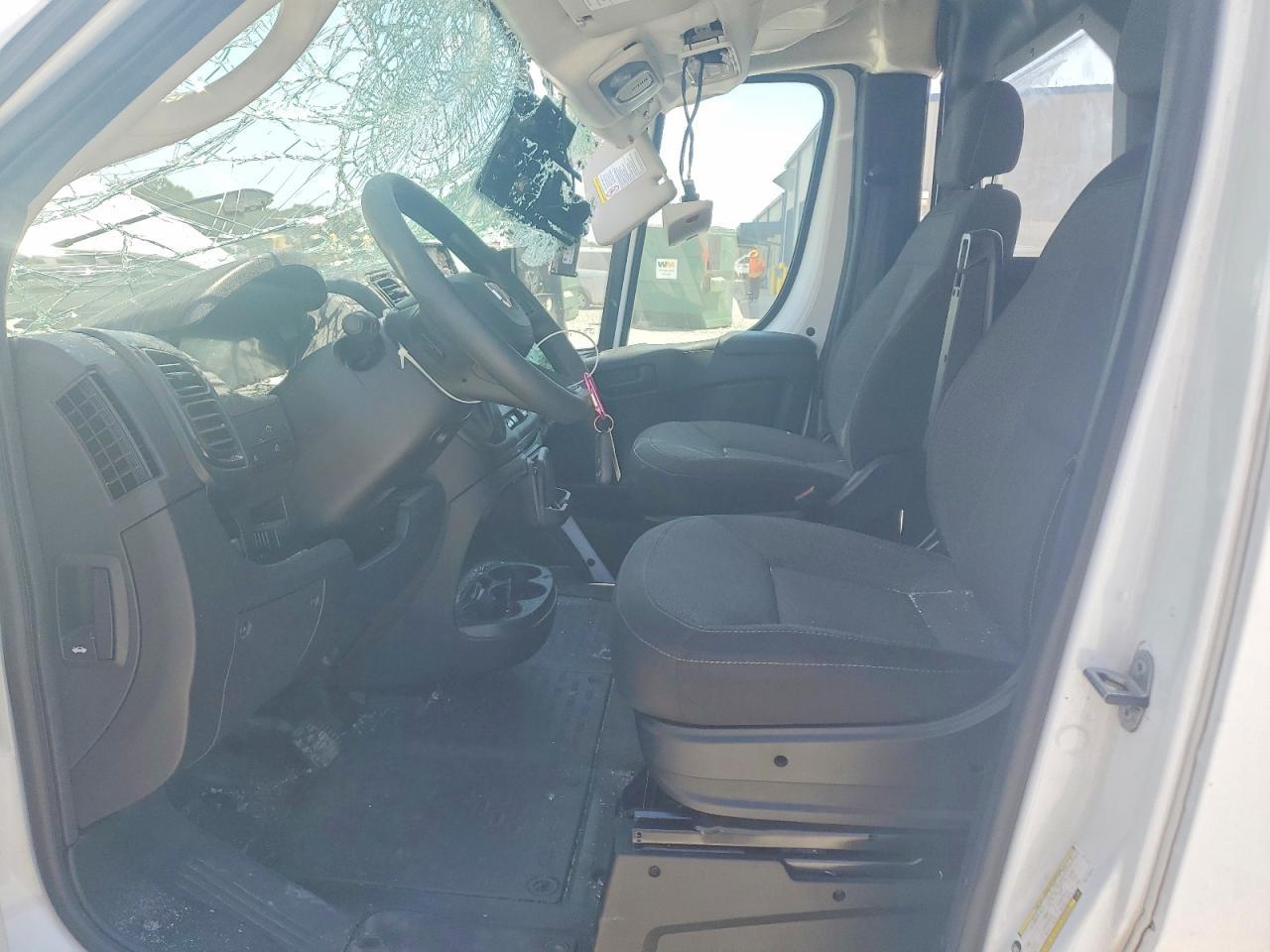 2024 Ram Promaster 1500 Delivery Van - Фото 7