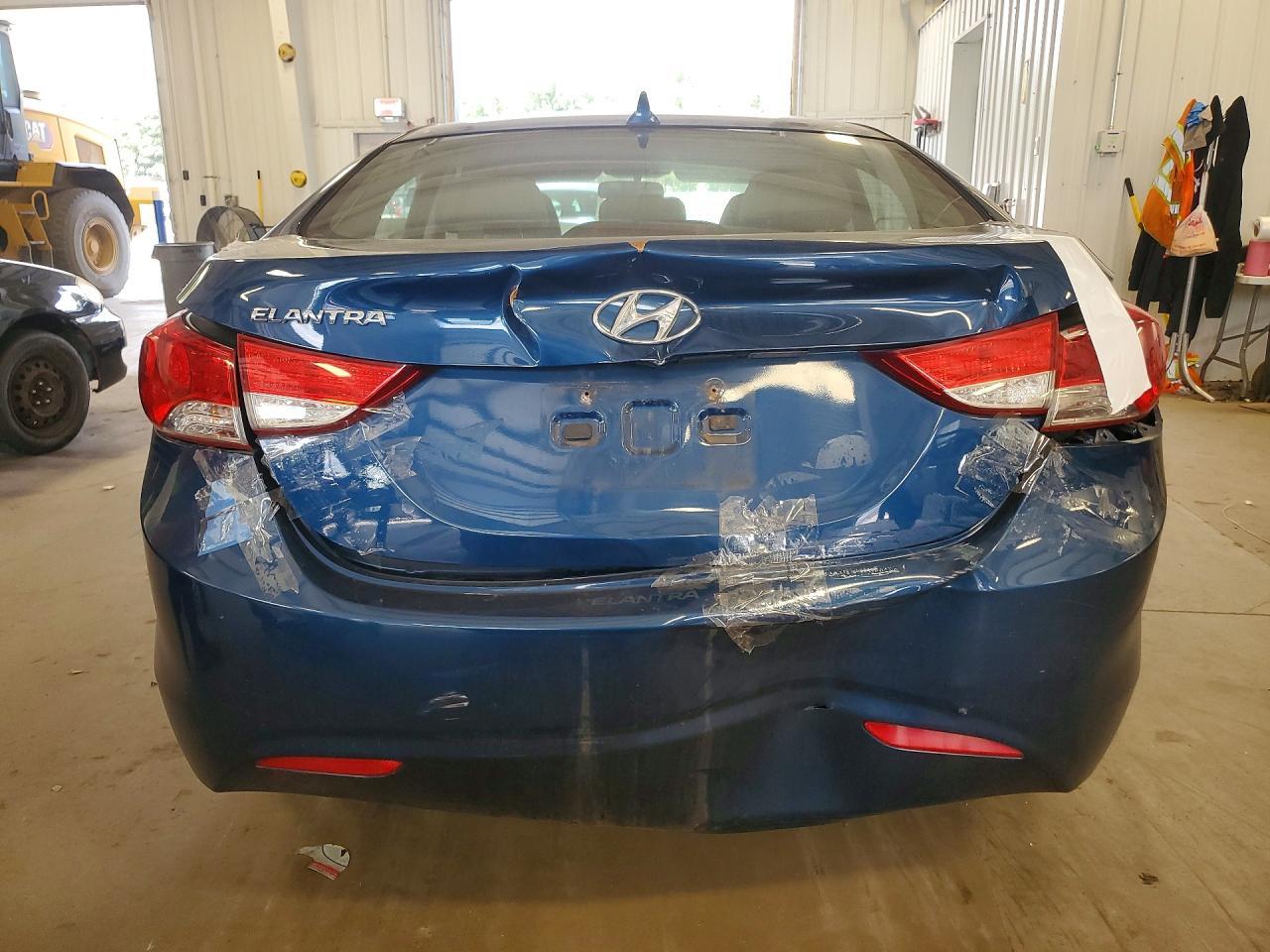 2013 Hyundai Elantra Gls - Image 6