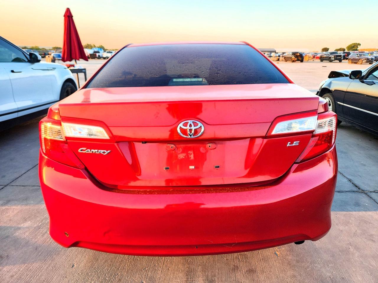 2014 Toyota Camry Le - Image 6