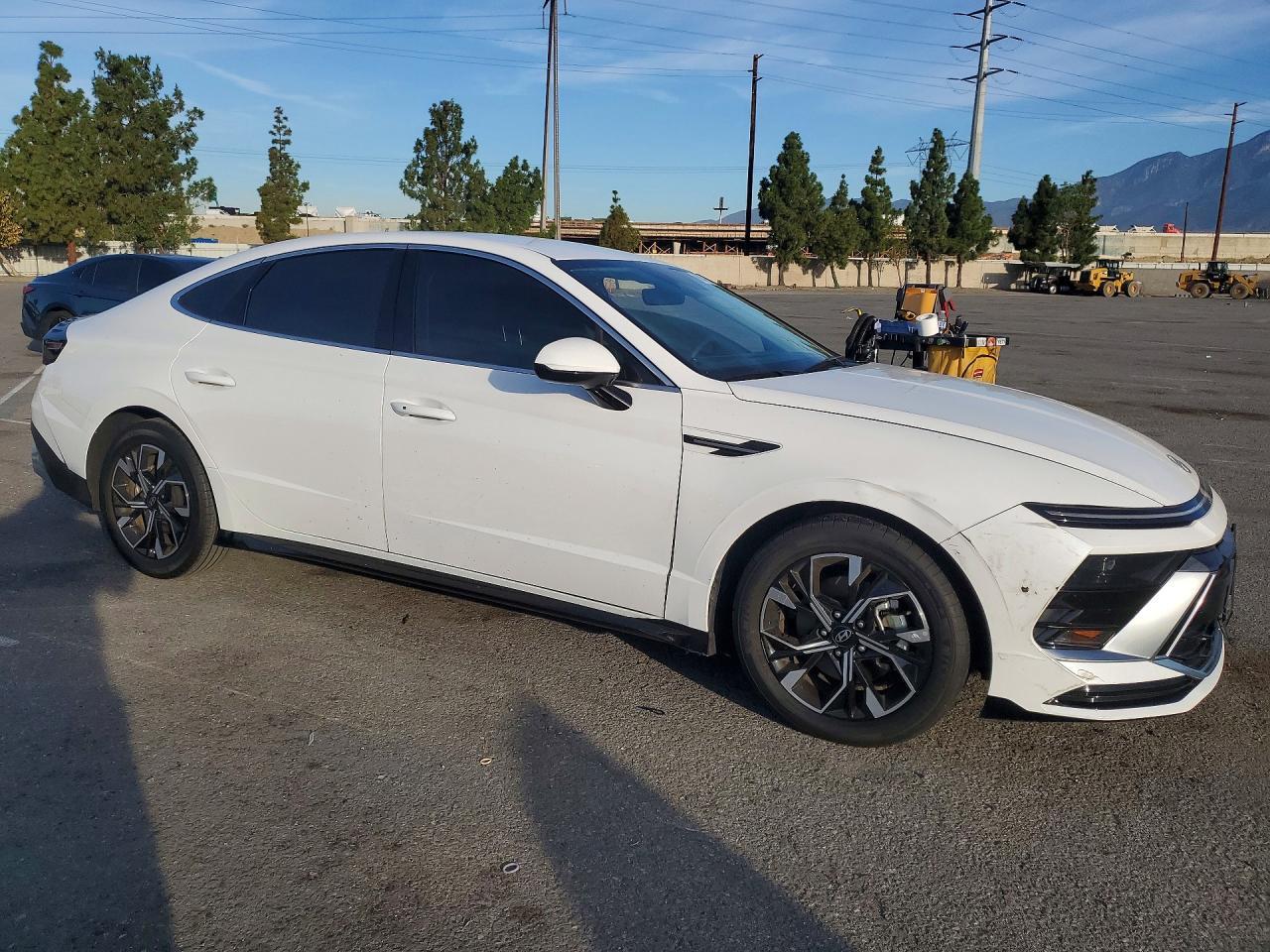 2024 Hyundai Sonata Sel - Image 4