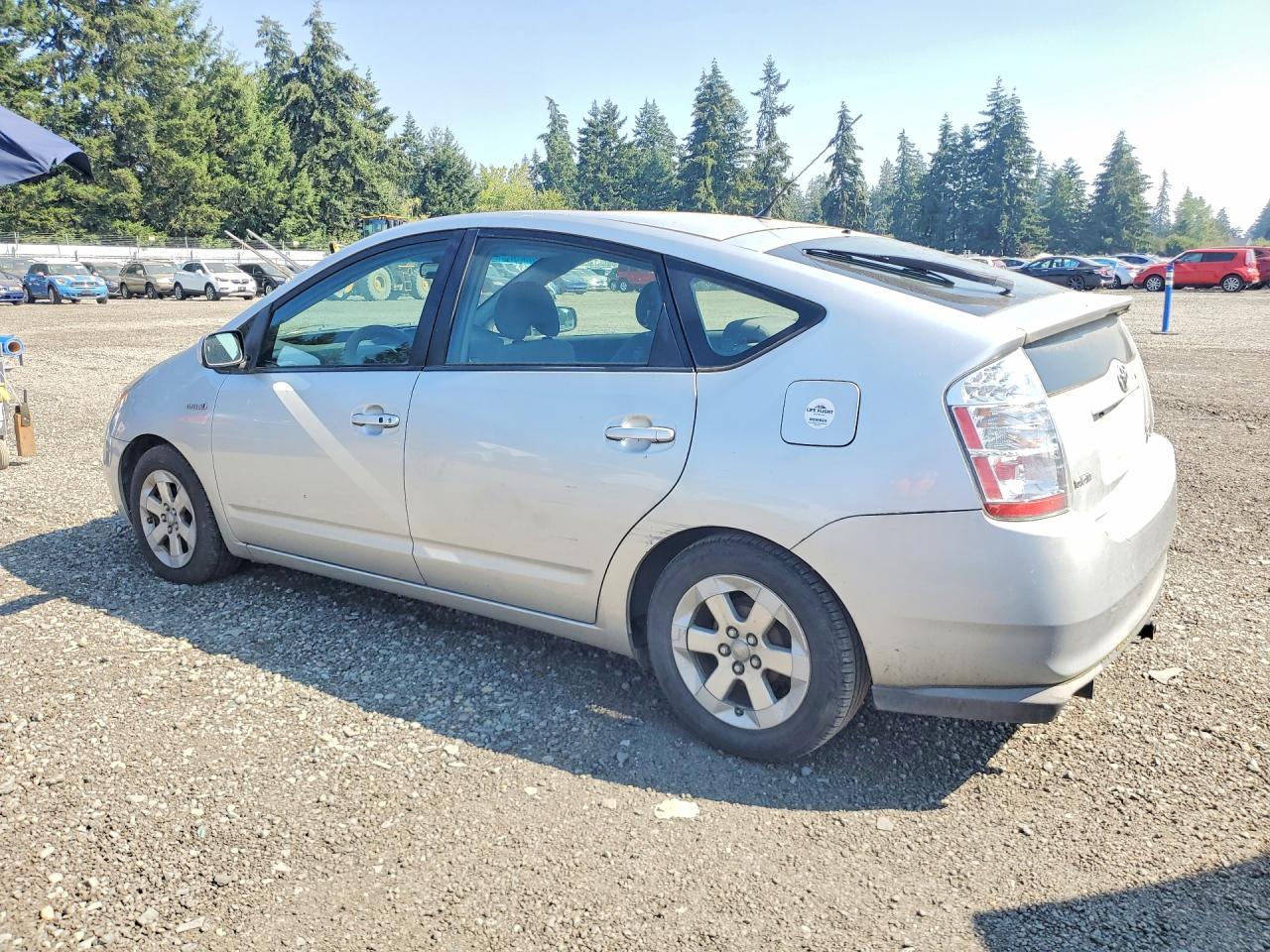 2008 Toyota Prius Base - Фото 2