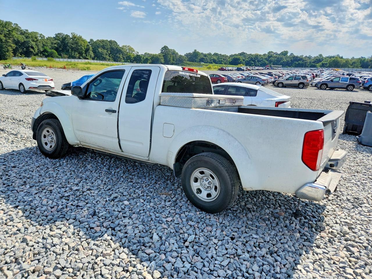 2016 Nissan Frontier S - Фото 2