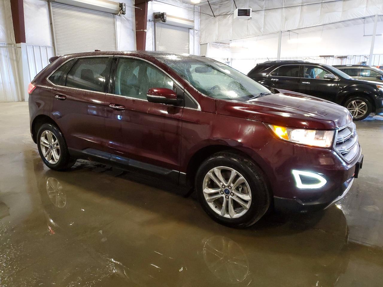 2018 Ford Edge Titanium - Image 4
