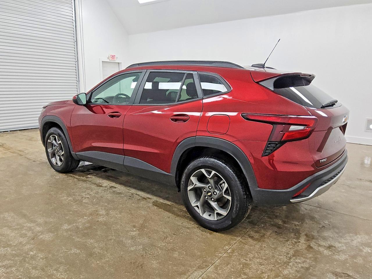 2025 Chevrolet Trax 1Lt - Image 2