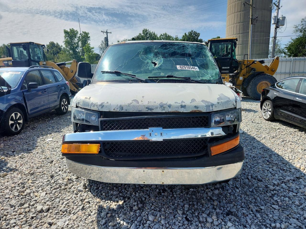2005 Chevrolet Express G3500 - Image 5