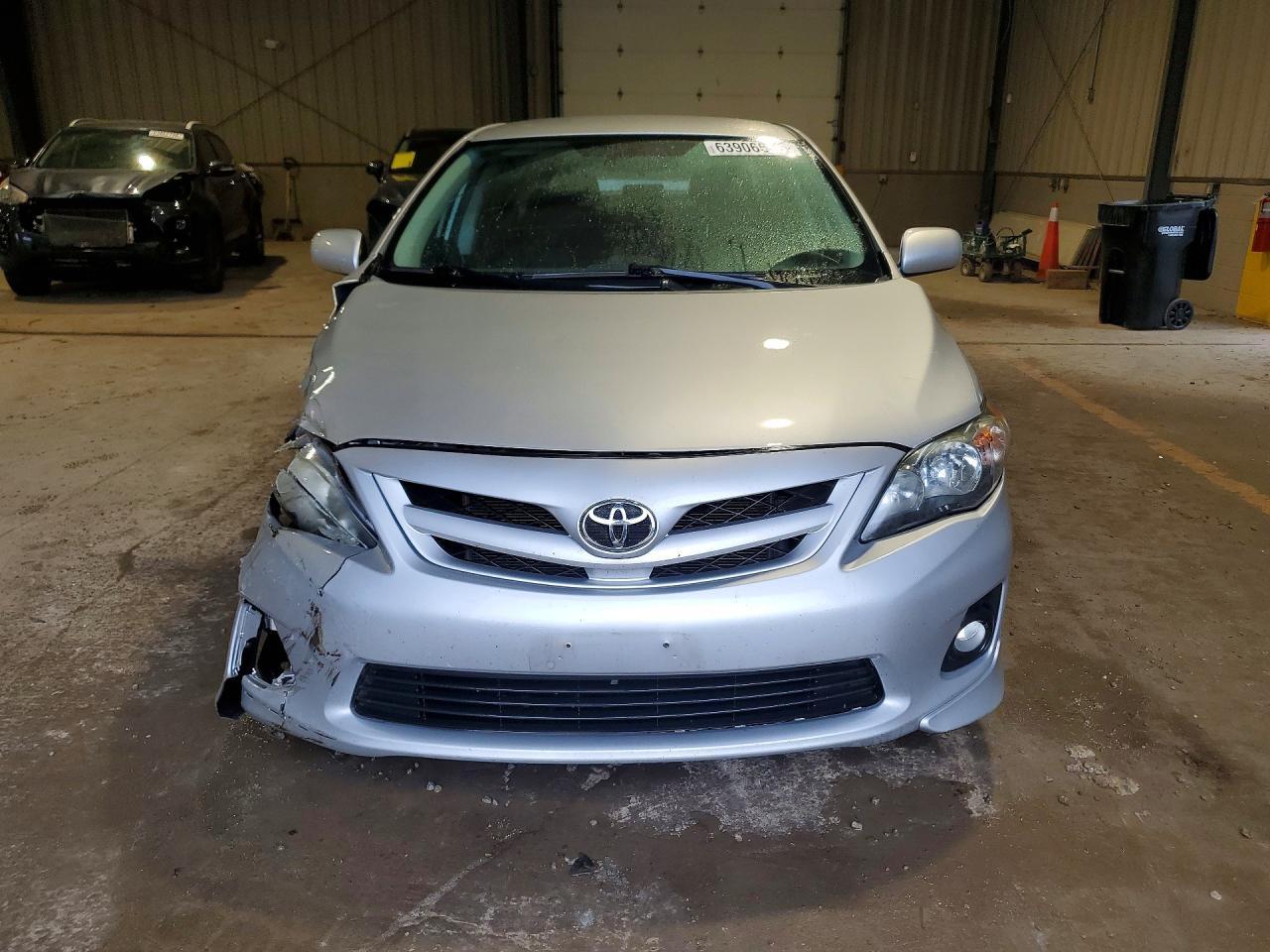 2012 Toyota Corolla S - Фото 5