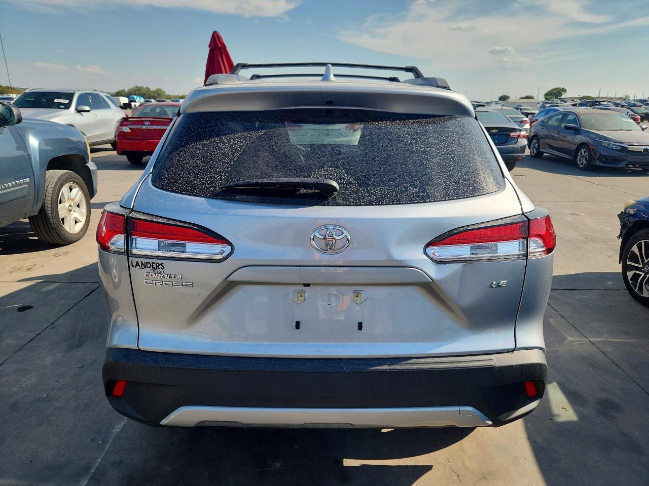 2024 Toyota Corolla Cross Le - Image 6