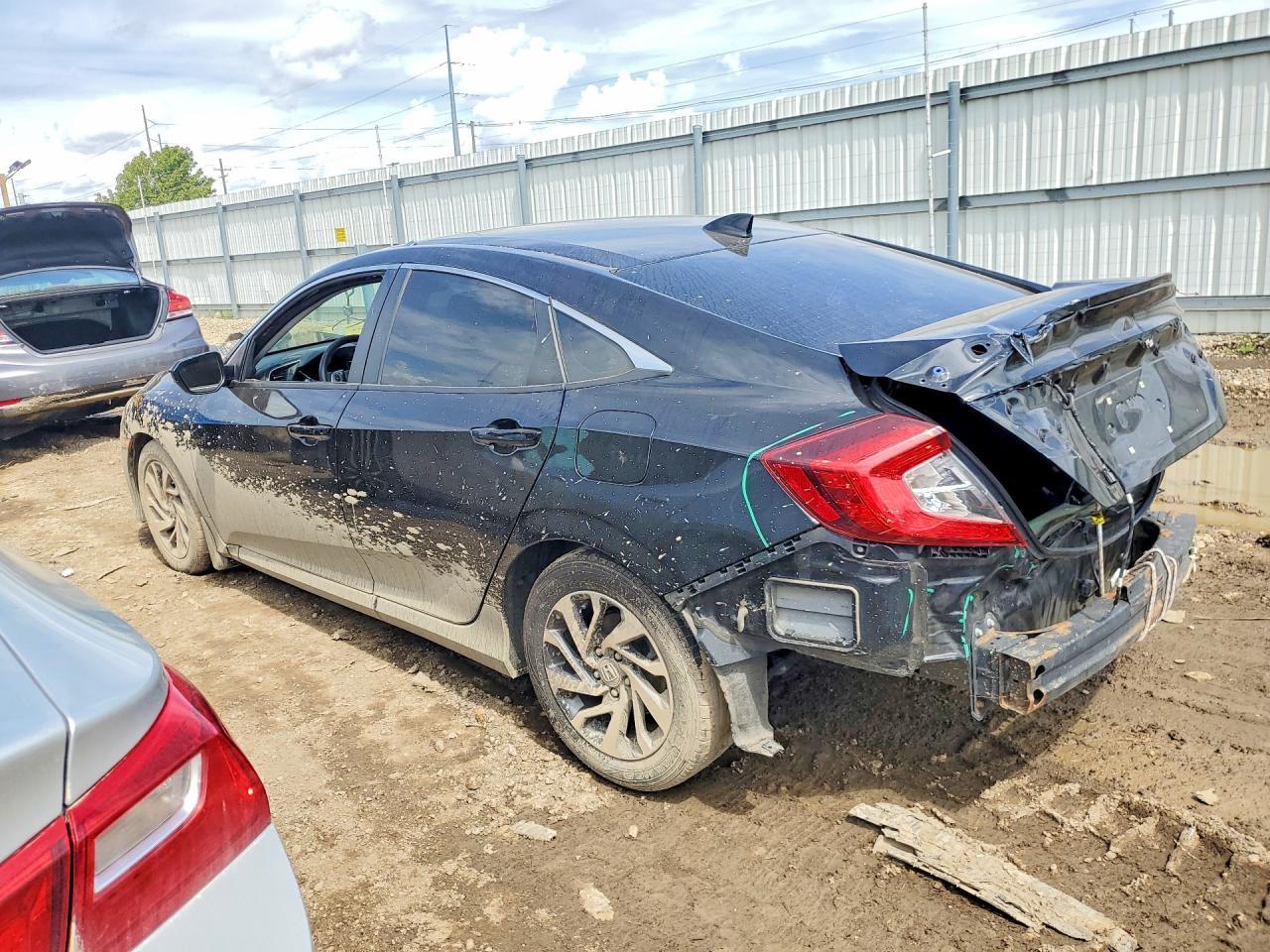 2018 Honda Civic Ex - Image 2