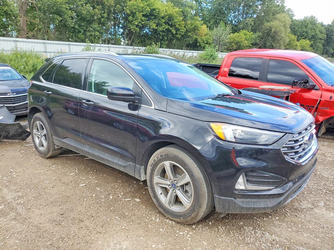 2022 Ford Edge Sel - Фото 4
