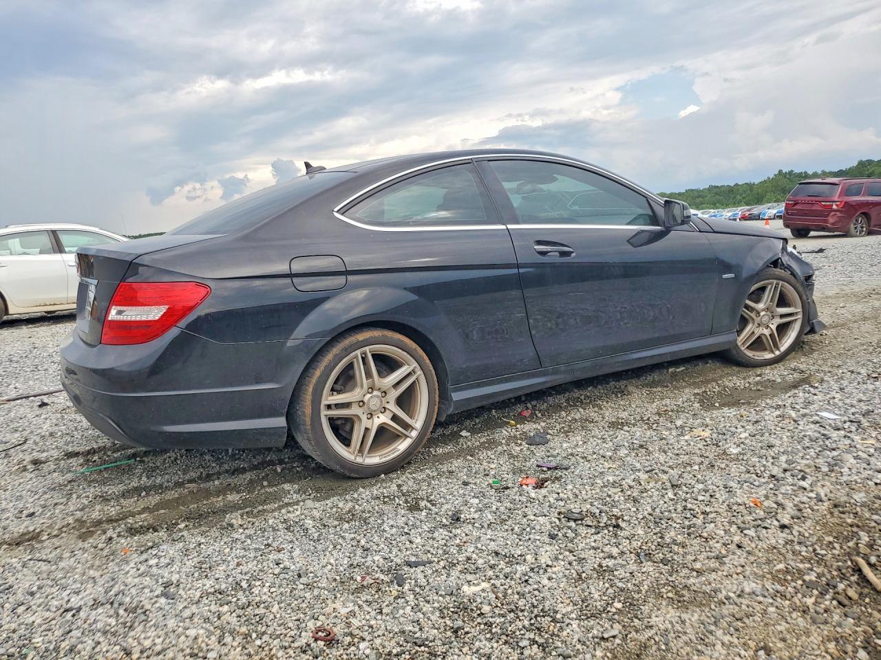 2012 Mercedes-Benz C 250 - Фото 3
