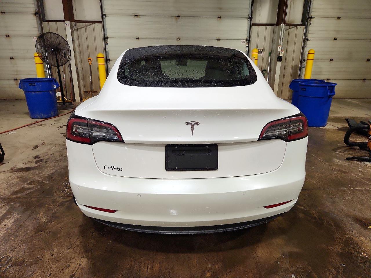 2021 Tesla Model 3 - Фото 6
