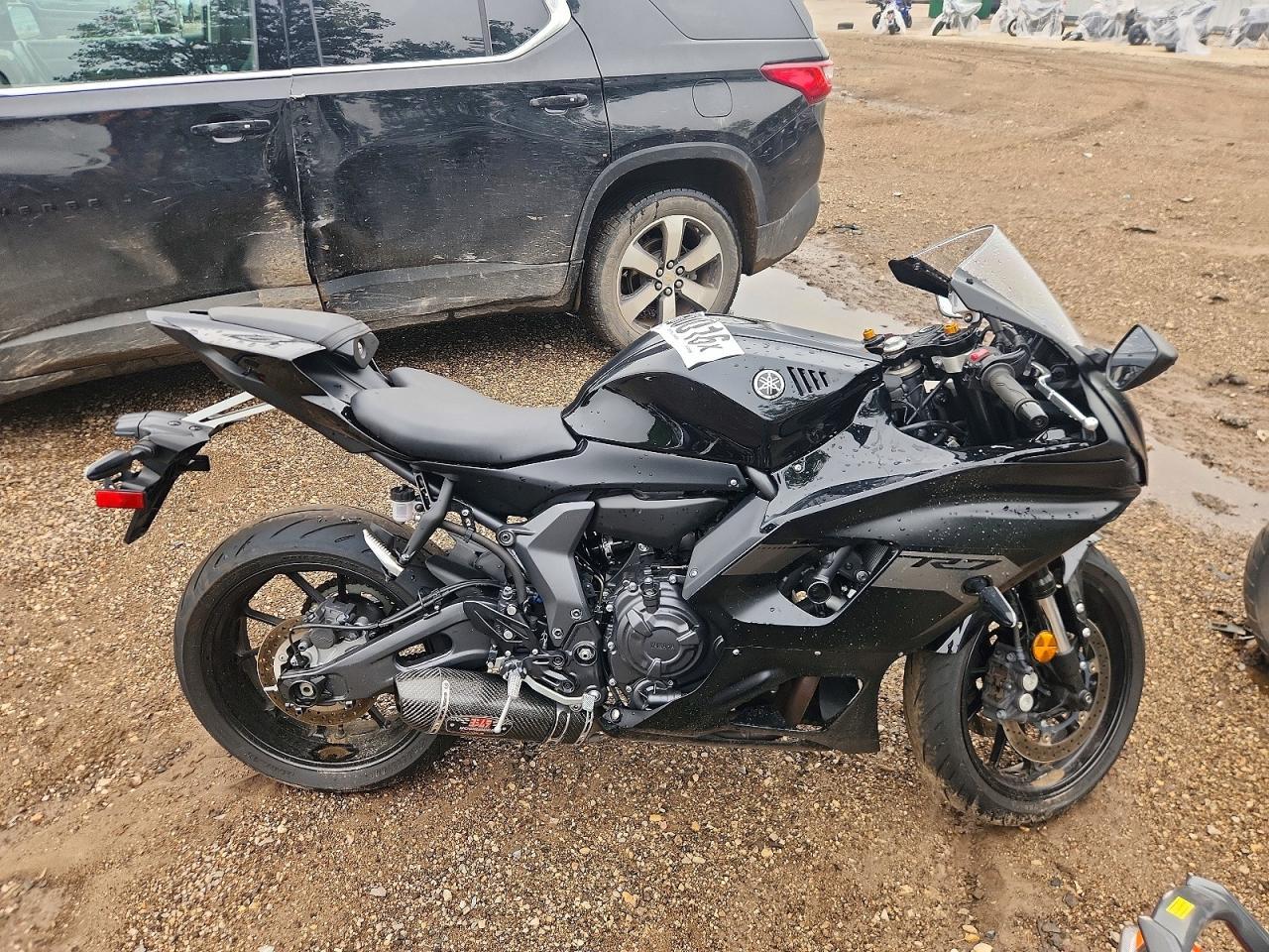 2025 Yamaha Yzfr7