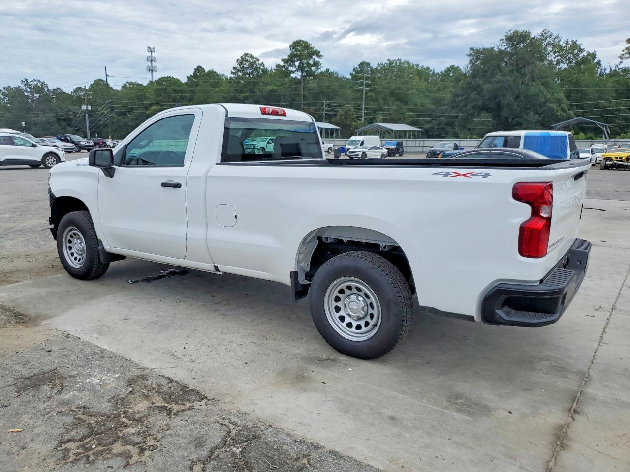 2026 Chevrolet Silverado K1500 - Фото 2
