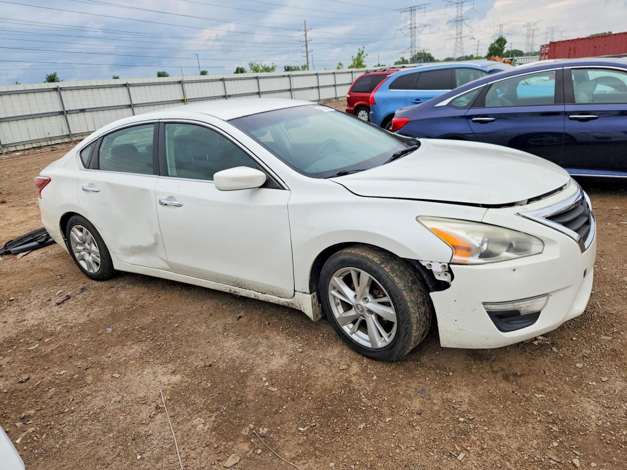 2013 Nissan Altima 2.5 - Image 4