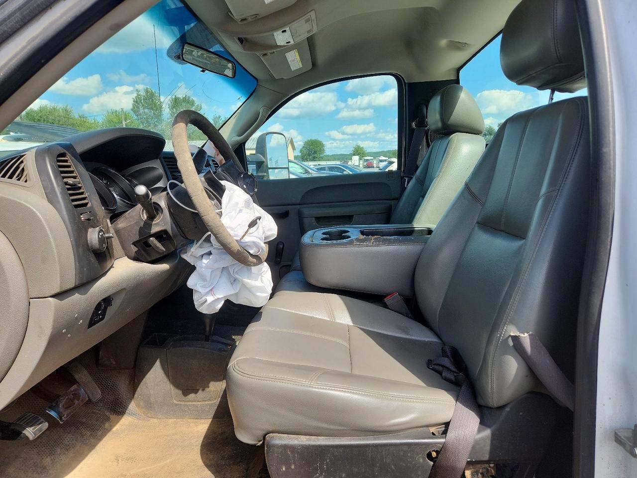 2013 Chevrolet Silverado K2500 Heavy Duty - Фото 7