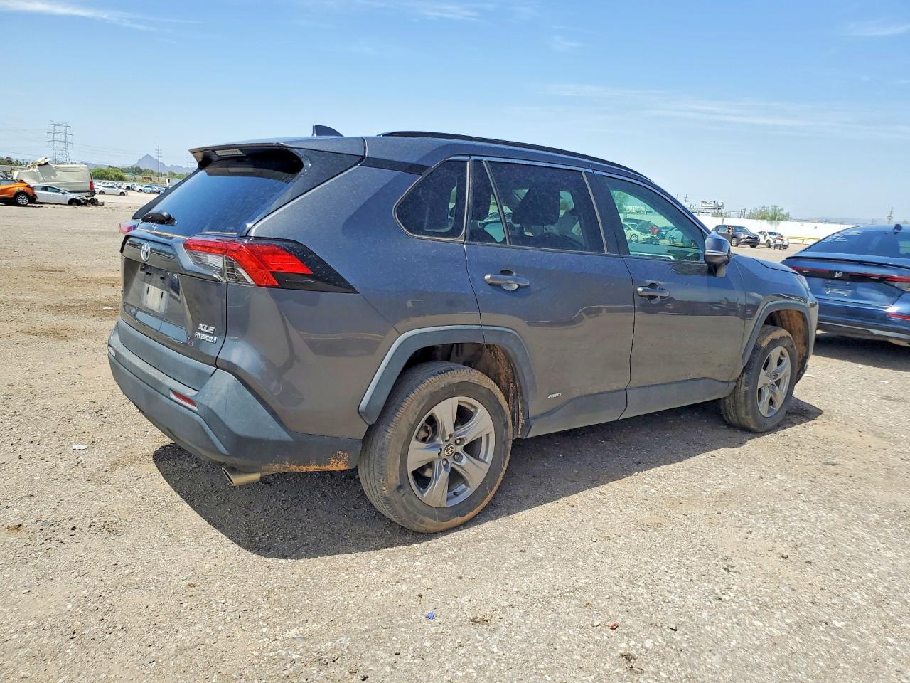 2023 Toyota Rav4 Hybrid Xle - Фото 3