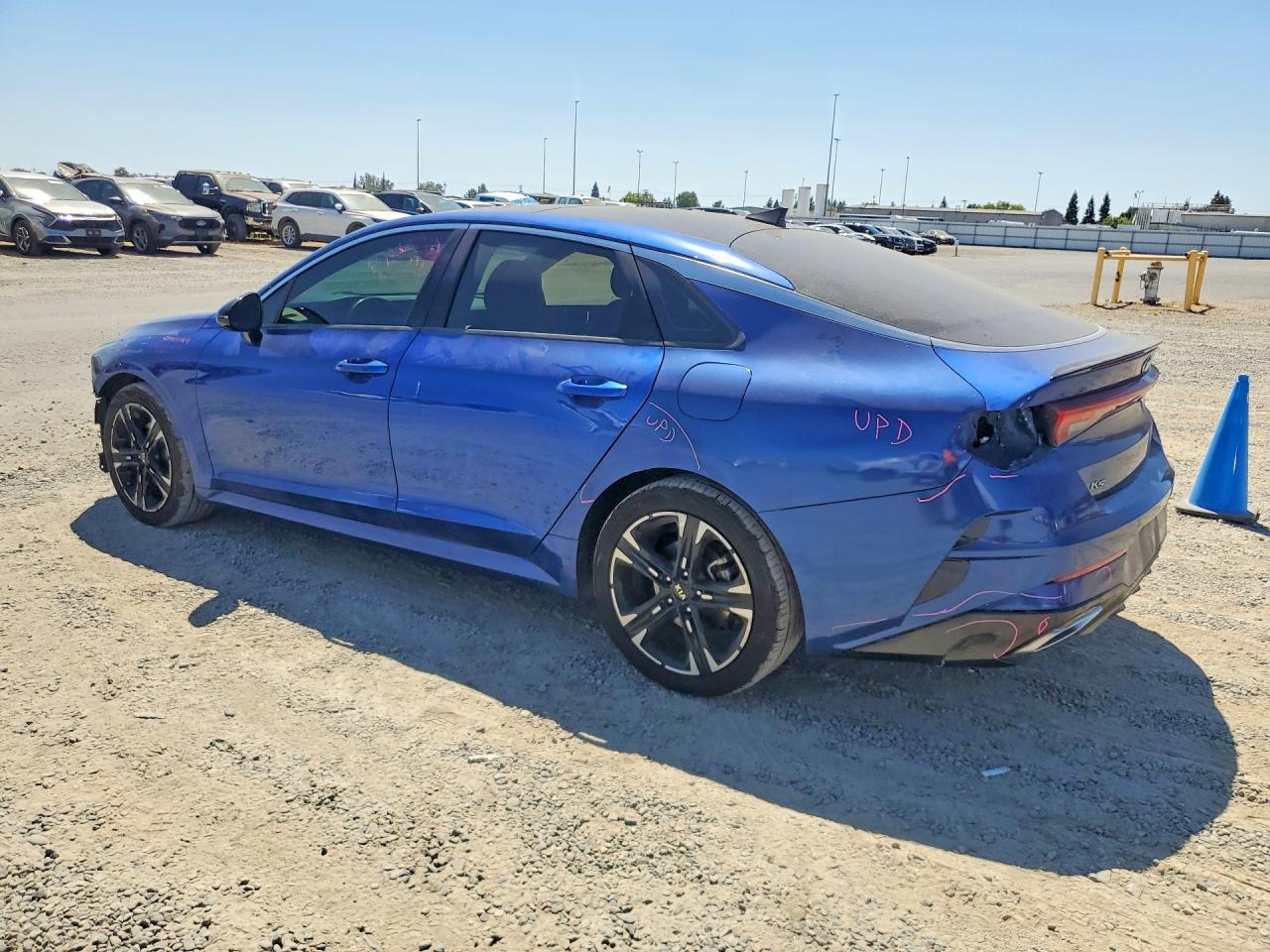 2021 Kia K5 Gt Line - Фото 2