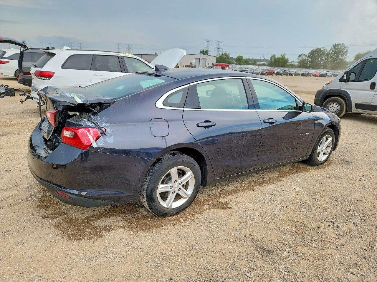 2023 Chevrolet Malibu Lt - Image 3