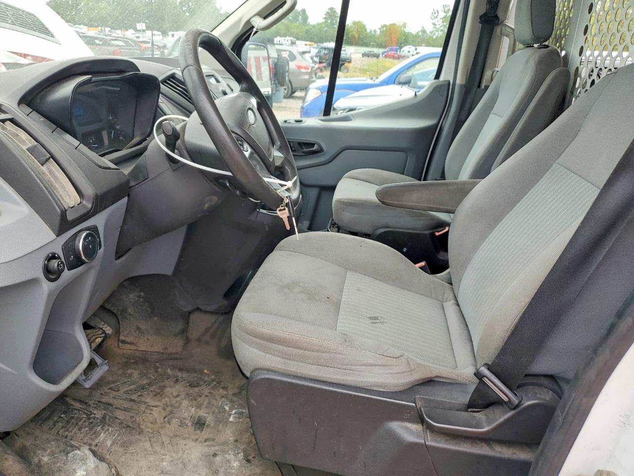 2016 Ford Transit 250 Delivery Van - Image 7